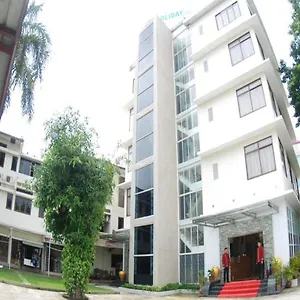 Holiday Hotel Hotel