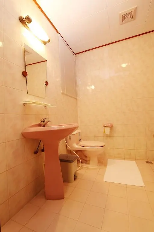 Hotel Hundred Moon Rangun Zajazd
